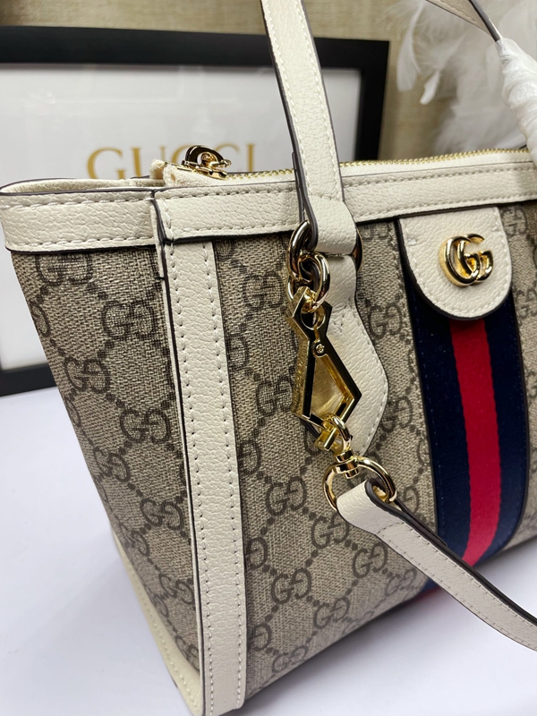 激安グッチバッグコピー角部分ディテール